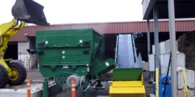 Feedstock mixer and conveyor