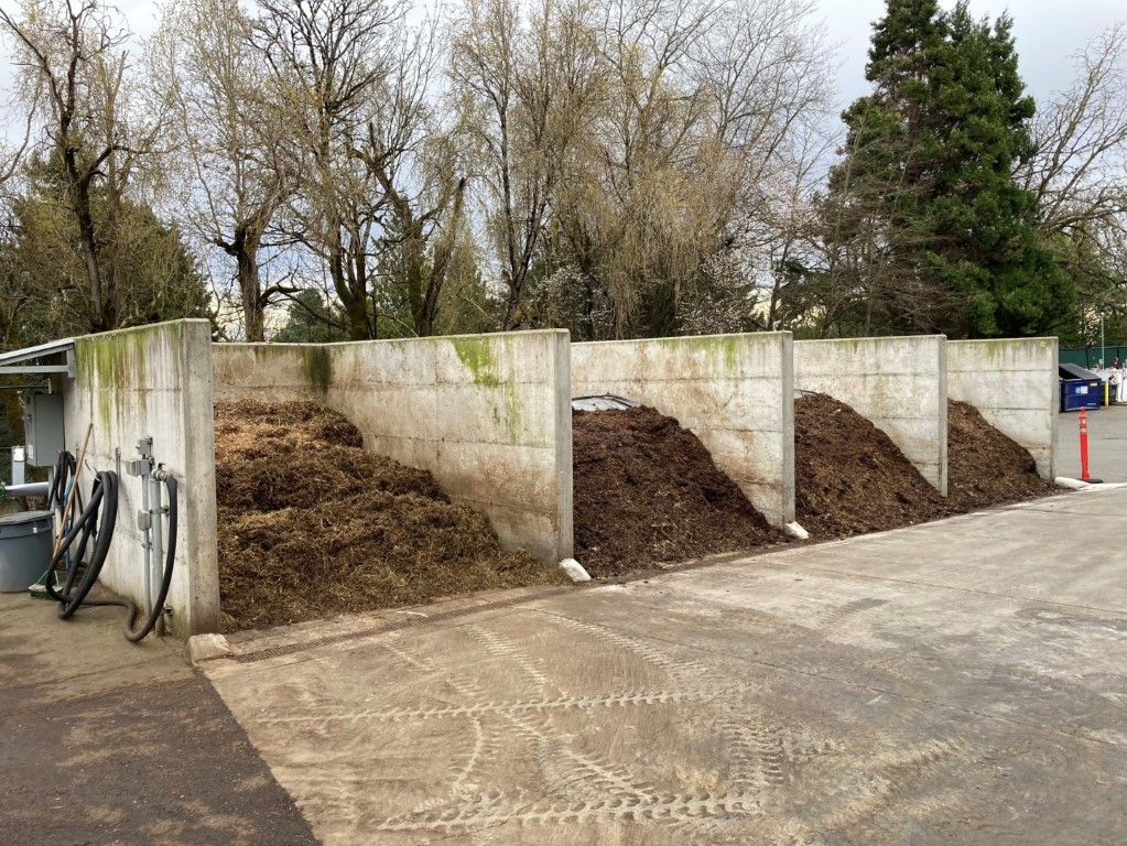 4 zones of compost piles